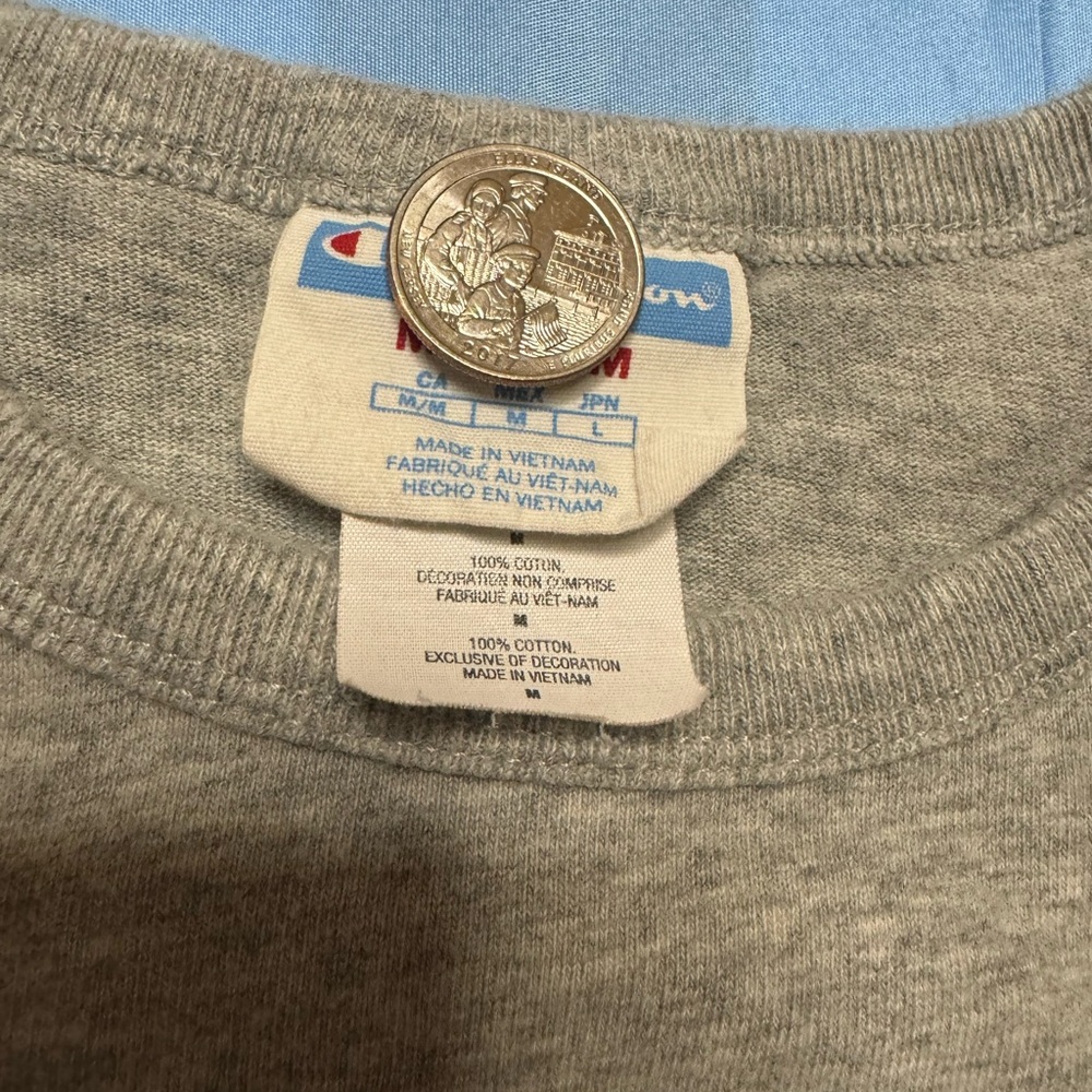 Champion Tee Shirt - Picture 6 of 6